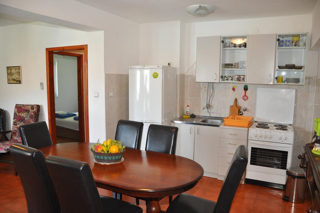 Apartmani Jasmina Kotor Luaran gambar