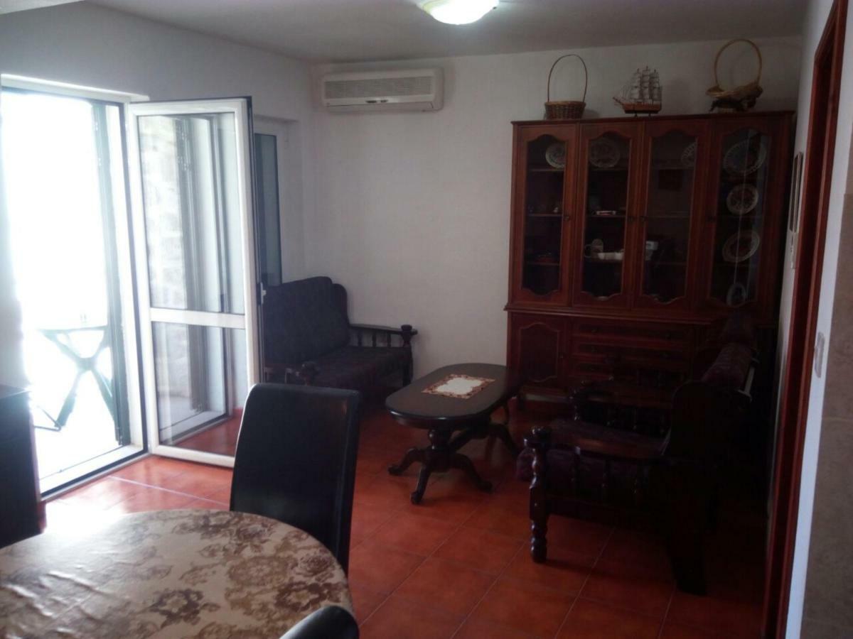 Apartmani Jasmina Kotor Luaran gambar